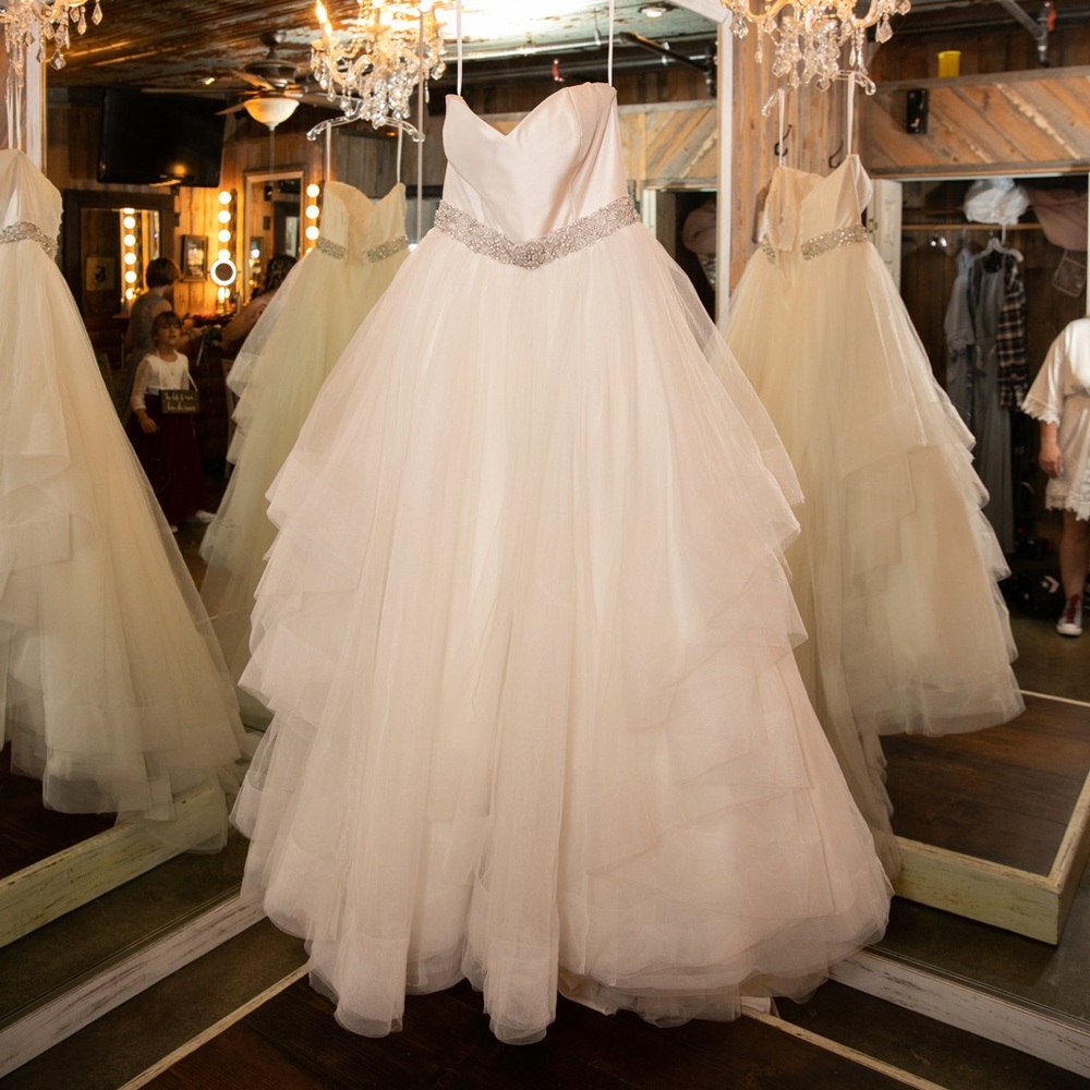 Justin Alexander Wedding Dress- Used/Like New